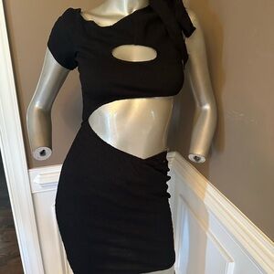 NWT JULUXLABEL Stretch Cutout Bodycon Black Dress Sz Large